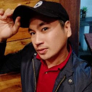 Meet your Posher, Benjie agustin